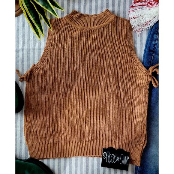 Sweaters - Y2K Camel Brown Mock Neck Knit Sweater Vest Tank Top